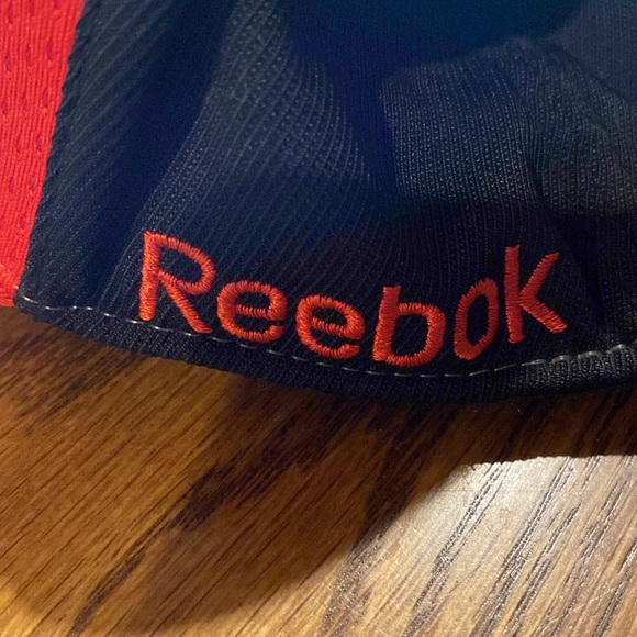 NHL Chicago Black Hawks One size fits all HAT - Picture 4 of 5